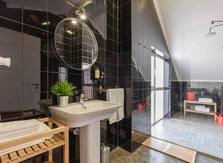 Отель Emporium Lisbon Suites