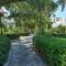 Отель Apollonia Beach Resort & Spa