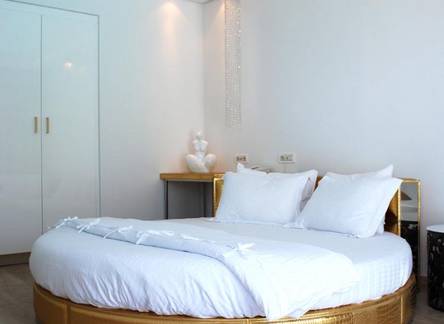Отель Diamond Deluxe Hotel Wellness & Spa