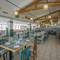 Отель Golden Coast Hotel & Bungalows