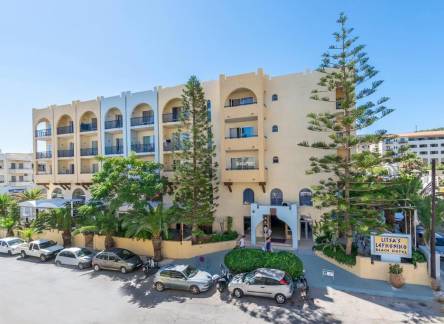 Отель Litsa's Lefkoniko Beach Hotel