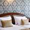 Отель Mediterranean Palace Apt