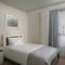 Отель NJV Athens Plaza