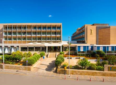 Отель I-Resort Beach Hotel And Spa