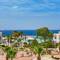 Отель Dreams Beach