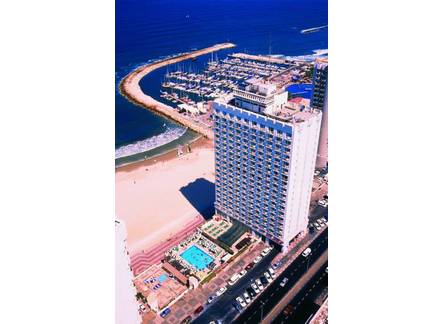 Отель Crowne Plaza Tel Aviv Beach