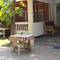 Отель Ave Maria Guesthouse Apt