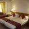 Отель Varca le Palms Beach Resort