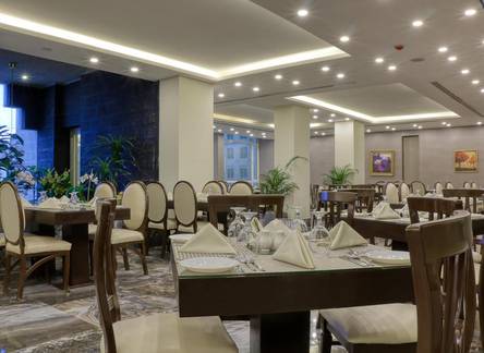 Отель Sandy Palace