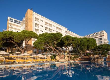 Отель Htop Caleta Palace