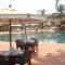 Отель The Lalit Golf & Spa Resort