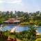 Отель The Lalit Golf & Spa Resort