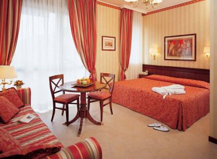 Отель Unaway Hotel & Residence Contessa Jolanda Milano