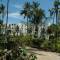 Отель Le Soleil Beach Club