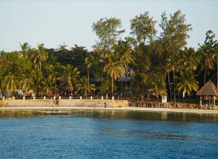 Отель Neptune Beach Resort