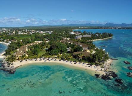 Отель Canonnier Beachcomber Golf Resort & Spa