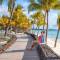 Отель Canonnier Beachcomber Golf Resort & Spa