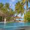 Отель Naladhu Private Island Maldives