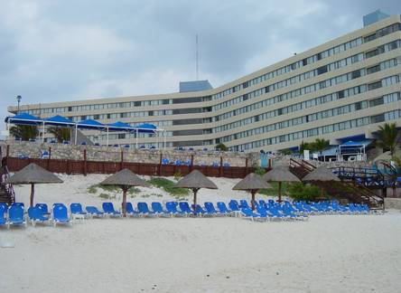 Отель Caribbean Village Cancun