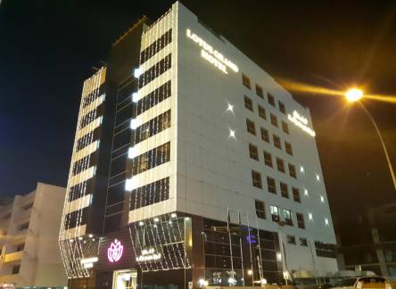 Отель Lotus Grand Hotel Apartments Deira