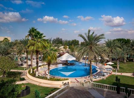 Отель Millennium Central Mafraq Hotel