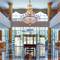 Отель Corniche Hotel Abu Dhabi