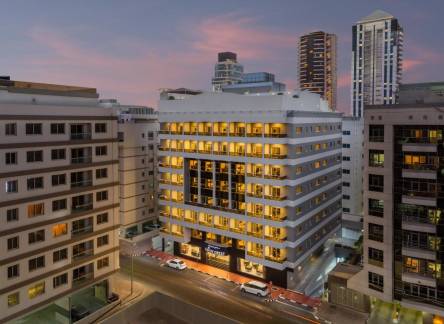 Отель Savoy Crest Hotel Apartment