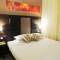 Отель Spark Residence Deluxe Hotel Apartments