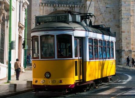 Отель Exe Lisboa Parque