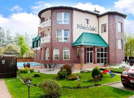Отель Ренессанс