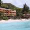 Отель DoubleTree by Hilton Seychelles - Allamanda Resort & Spa
