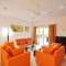 Отель Cote Mer Chalets Apt