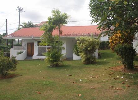 Отель Daniellas Bungalows