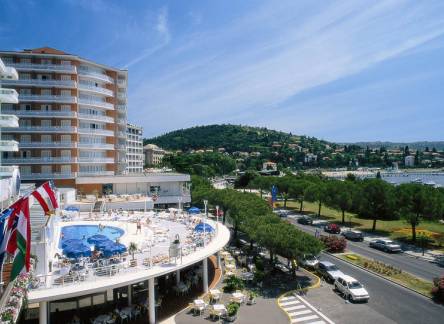 Отель Hotel Slovenija - LifecClass Hotels