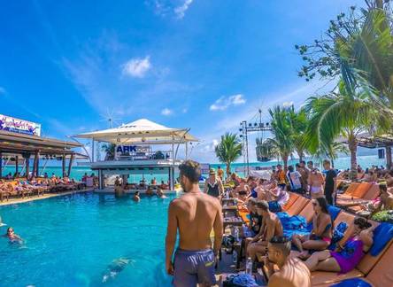 Отель Ark Bar Beach