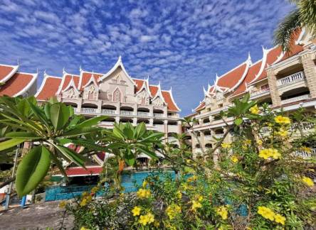 Отель Ayodhaya Palace Beach Resort Krabi