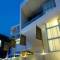 Отель Hotel Baraquda Heeton Pattaya by Compass Hospitality