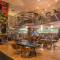 Отель Hotel Baraquda Heeton Pattaya by Compass Hospitality