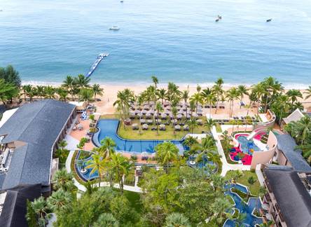 Отель La Flora Resort & Spa