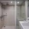 Отель Mandarin Hotel Managed by Centre Point