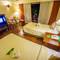 Отель Seaview Patong Hotel