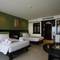 Отель Woraburi Phuket Resort & Spa