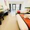 Отель Woraburi Phuket Resort & Spa