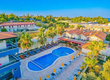Отель Hotel Sayanora