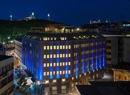 Отель DoubleTree by Hilton Istanbul - Sirkeci
