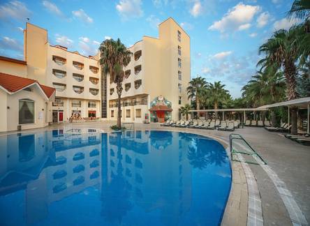 Отель Larissa Inn