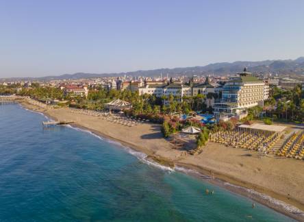 Отель MC Beach Park Resort Hotel