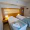 Отель Aurasia Deluxe Hotel