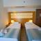 Отель Aurasia Deluxe Hotel