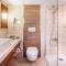 Отель Palm Wings Ephesus Beach Resort